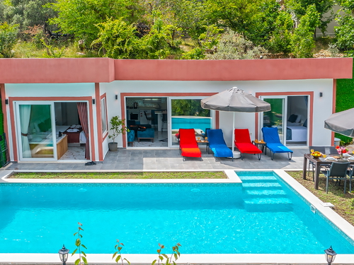  gece  -  Kasım
  | Kalkan İslamlar'da Jakuzili, Muhafazakar Villa: Doğayla İç İçe Tatil